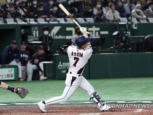 (WBC) Big leaguer hits 2 dingers to lead S. Korean offense