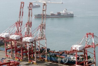Exports down 16 pct during first 10 days of March