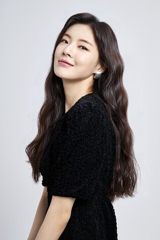 Lee Sun-bin slated to appear in new family film set in Jeju Island