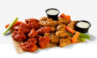 "'뼈없는 닭 날개'는 거짓말"…美 유명 치킨윙 체인 피소