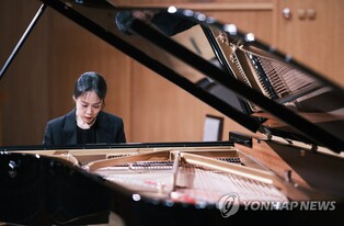 Pianist Son Yeol-eum says Mozart music feels like 'home' to her