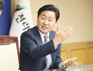 김관영 전북지사, 고창군 방문…"세계유산 6관왕 달성하자"