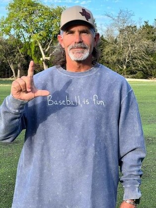 KBO champions Landers sign ex-manager Hillman as consultant