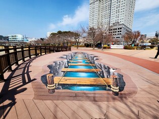 [픽! 서산] 중앙호수공원에 설치한 트릭아트 포토존