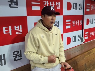 KBO club manager pleased with young players' progress in preseason
