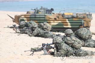 (LEAD) S. Korea, U.S. stage 'decisive action' phase of major amphibious landing exercise