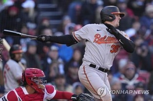 볼티모어 러치맨, 1900년 이후 개막전 5안타 친 최초 포수