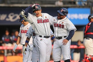 Bears walk off on Giants on KBO Opening Day