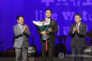 94일간 펼쳐지는 현대미술 향연…광주 비엔날레 개막(종합)