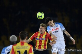 '2호 도움' 김민재, 부진 털고 '펄펄'…나폴리, 레체에 2-1 승