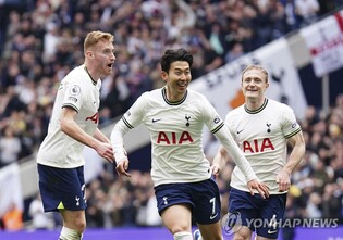 손흥민 EPL 100호골에 외신도 찬사…"토트넘 레전드"