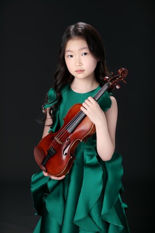 11세 바이올리니스트 백수현, 그뤼미오 국제콩쿠르 우승