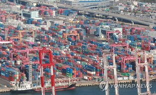 (LEAD) Exports down 11 pct during first 20 days of April