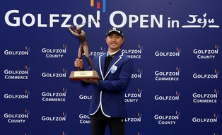 코리안투어서 10년 만의 아마추어 우승…조우영 골프존오픈 제패