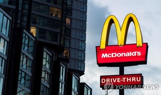 햄버거·소다·기저귀…가격인상에도 계속 지갑 여는 美소비자들