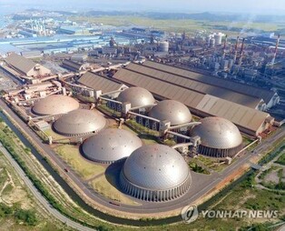 (LEAD) Hyundai Steel net down 55.4 pct in Q1