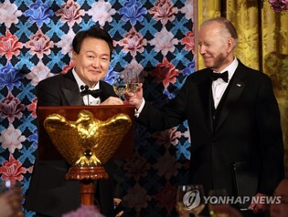 Yoon attends state dinner hosted by Biden