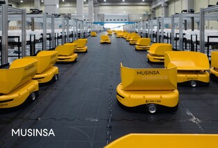 무신사, 물류센터 자동화 로봇 투입…처리물량 10배↑