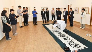 정선 그림바위 예술발전소, 5월의 전시회 개막