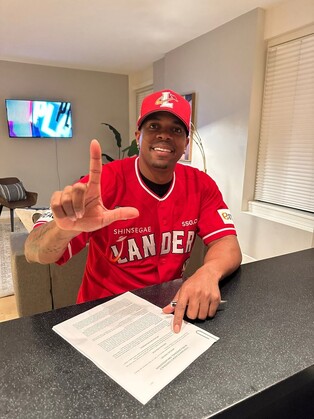 SSG Landers sign new pitcher Roenis Elias