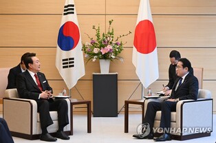 (News Focus) Resumed S. Korea-Japan 'shuttle diplomacy' likely to boost cooperation against N.K. threats, other challenges