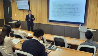 "민족 화해의 상징, 금강산 관광 재개에 관심 절실"