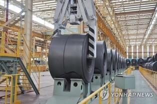 Steelmakers, shipyards feud over price hike of steel plates