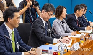 (LEAD) S. Korea, Japan hold working-level meeting on Seoul's Fukushima inspection