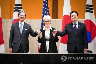 Blinken says retiring deputy secretary Sherman helped deepen U.S. relations with key allies, including Korea
