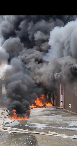 6 injured in adhesive factory fire in Cheonan