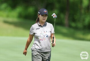 홍정민, 연장 끝에 방신실 꺾고 16강…매치플레이 2연패 정조준(종합)