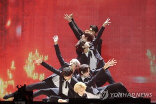 엔하이픈 "피처럼 끈끈한 팬과 우리의 인연 표현했죠"