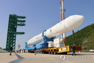 Yoon to watch live broadcast of space rocket launch