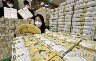 S. Korea's external debt down in Q1: BOK data