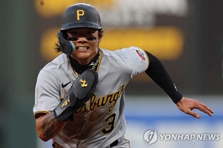 앞발에 힘 뺀 배지환, 또 멀티히트…타격폼 교정 효과 톡톡