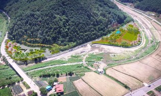 수려한 자연경관 속 자유로운 캠핑…평창국민여가캠핑장 개장