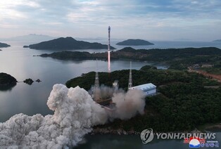 S. Korea mulls additional N.K. sanctions following Pyongyang's space launch: official