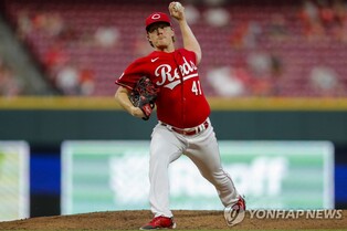 애벗, 데뷔전서 6이닝 1피안타 무실점 6K…MLB 왼손투수 최초