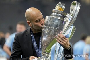 'UCL 잔혹사' 끝낸 과르디올라 "지쳤고 평온…우승 정말 힘들어"