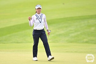 '끝내기 이글' 박민지, KLPGA 셀트리온 퀸즈마스터즈 3연패 달성