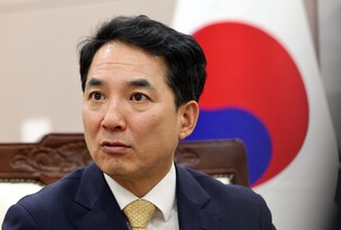 (Yonhap Interview) Veterans minister stresses gov't focus on rewarding patriotism as 'core values'
