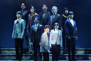 日 진출한 뮤지컬 '다윈 영의 악의 기원' 전석 매진 속 개막