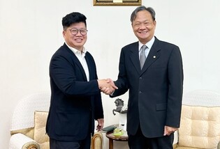 CJ Logistics signs MOU with Taiwan's Evergreen Marine to expand global business