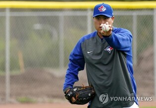 류현진, 수술 1년 만에 첫 라이브 피칭…1이닝 소화