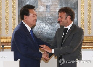 (2nd LD) Yoon says S. Korea, France will cooperate closely against N. Korea's provocations