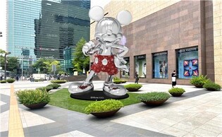 미키마우스 만나러 오세요…현대百, 올여름 디즈니로 물든다