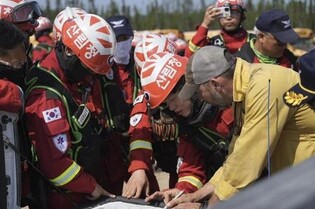 S. Korean firefighting team dispatched to Canada begins operations in Quebec