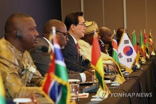 (LEAD) S. Korea launches 'K-rice belt' initiative with 8 African nations