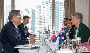 S. Korea reviewing possibility of foreign, defense ministerial talks with Australia this fall
