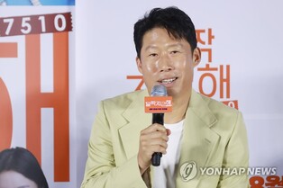 첫 로맨스 연기 유해진 "상대역 김희선, 찰떡같이 소화해"